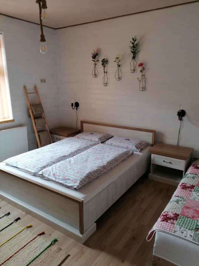 Trstené Apartman Trstinka מראה חיצוני תמונה